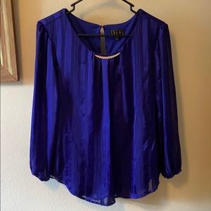 Long sleeve dress shirt